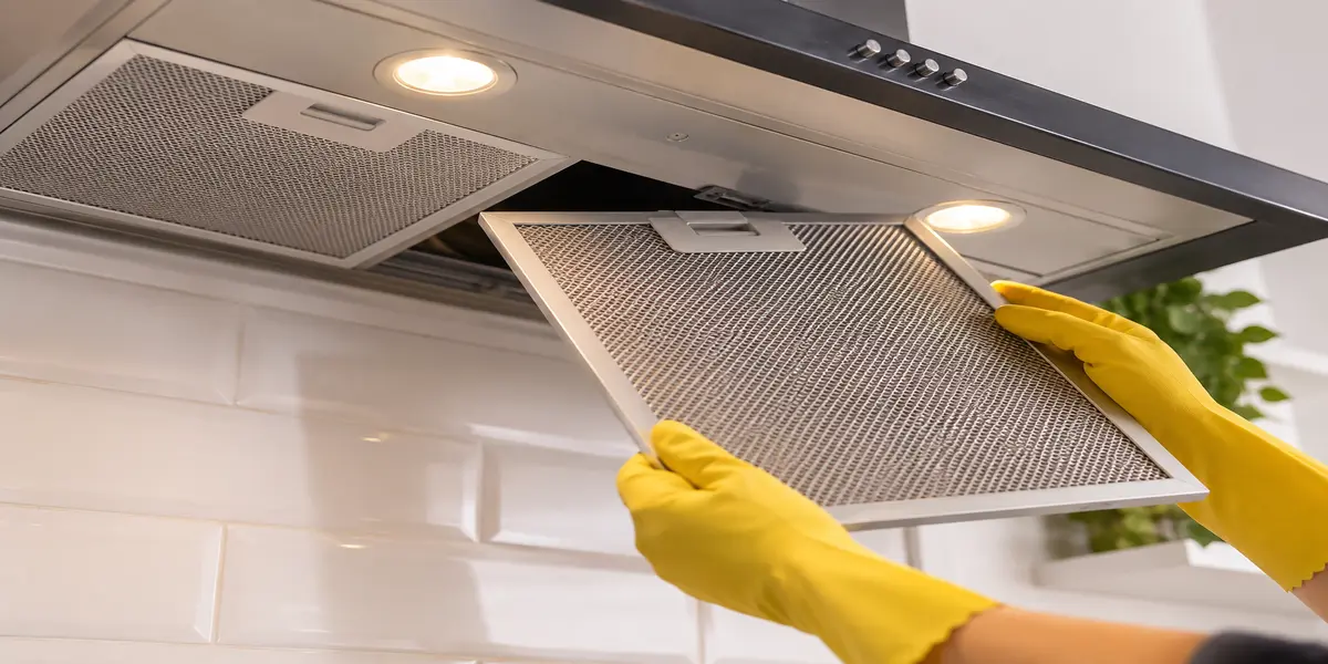 Common Mistakes People Make When Cleaning Rangehood Filters 